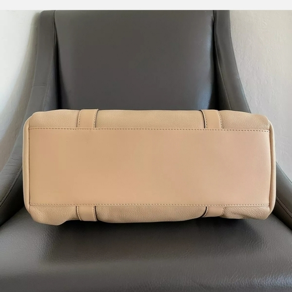 Calvin Klein Calf Leather Medium Tote NWOT - Picture 6 of 10